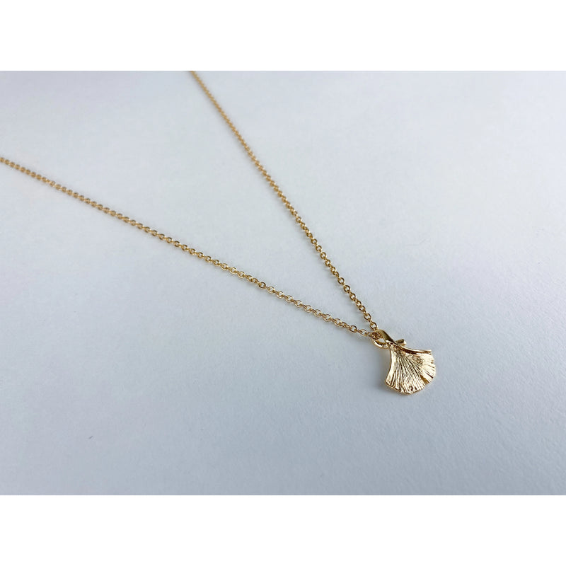 Gold layering Pendant Necklace