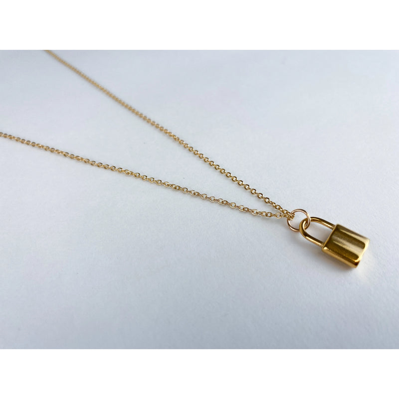 Gold layering Pendant Necklace
